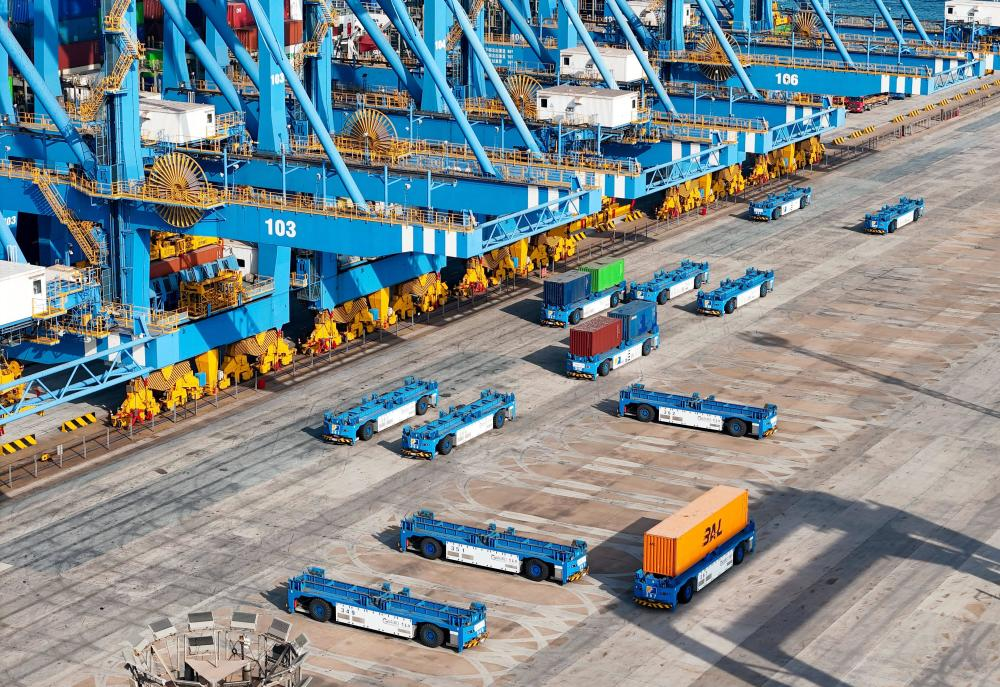 Balancing efficiency and spend: container goods handling cost in ...